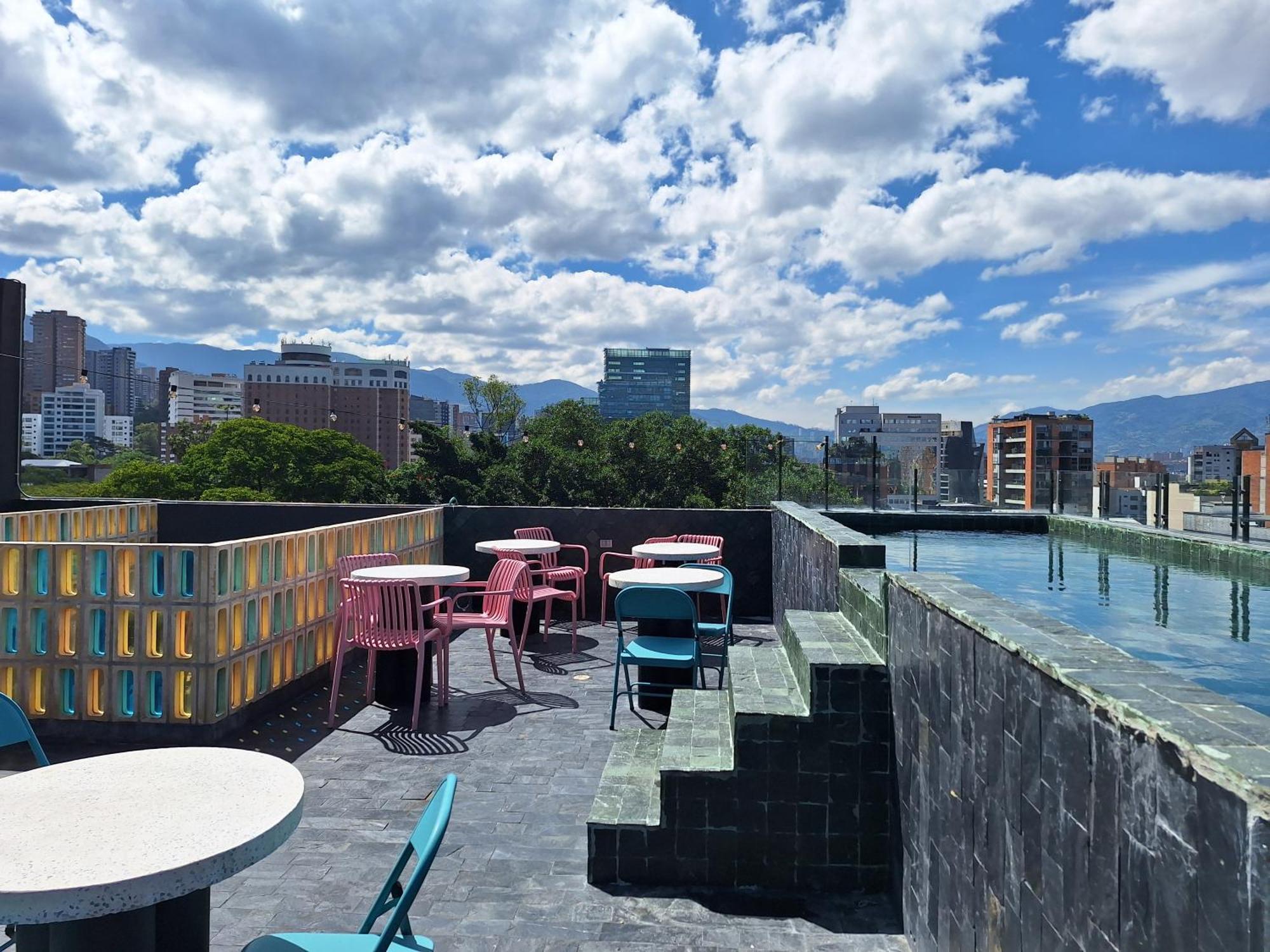 Hotel Zelva Negra Medellín Exterior foto